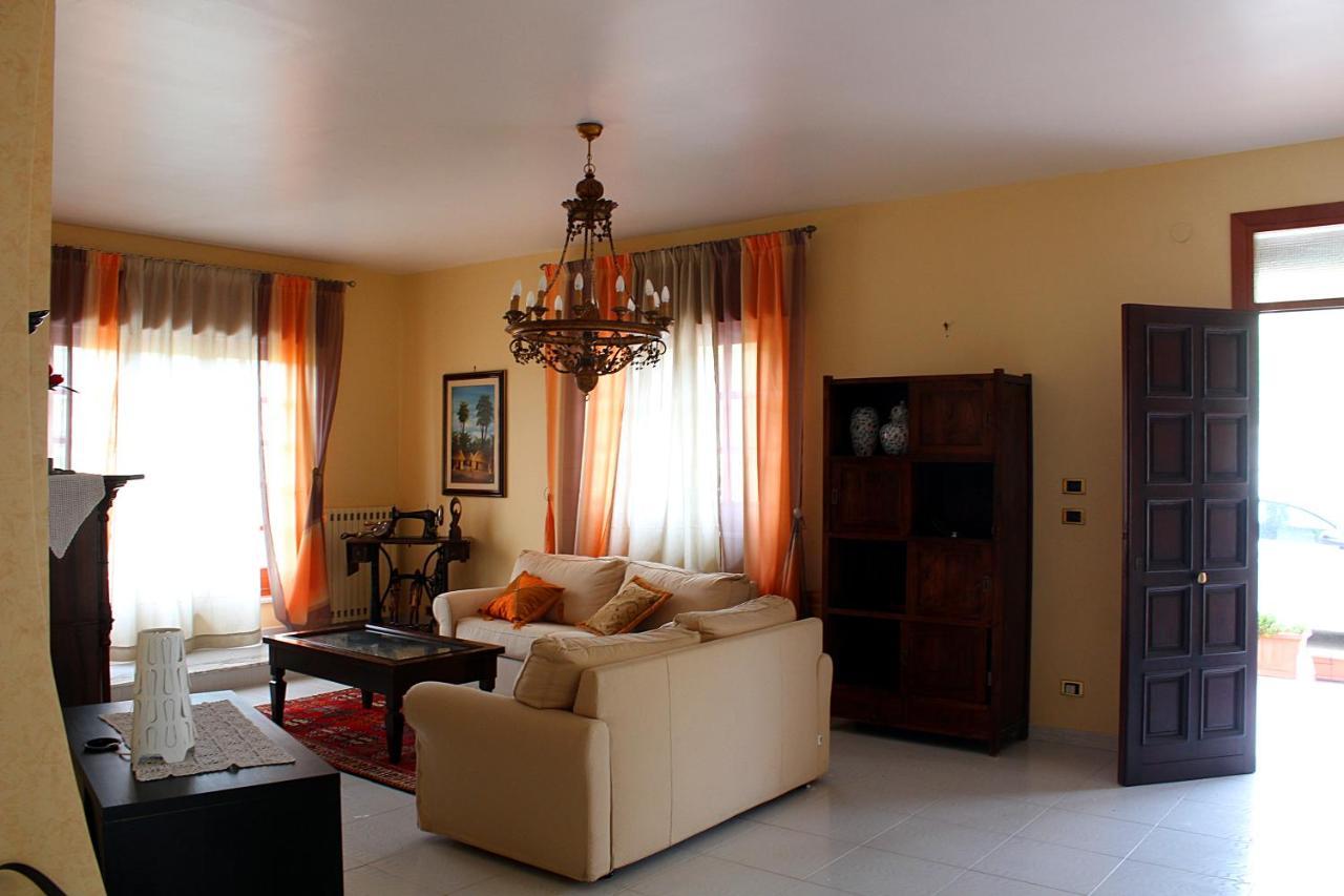 Bed and Breakfast La Casa Di Bia Корлеоне Экстерьер фото