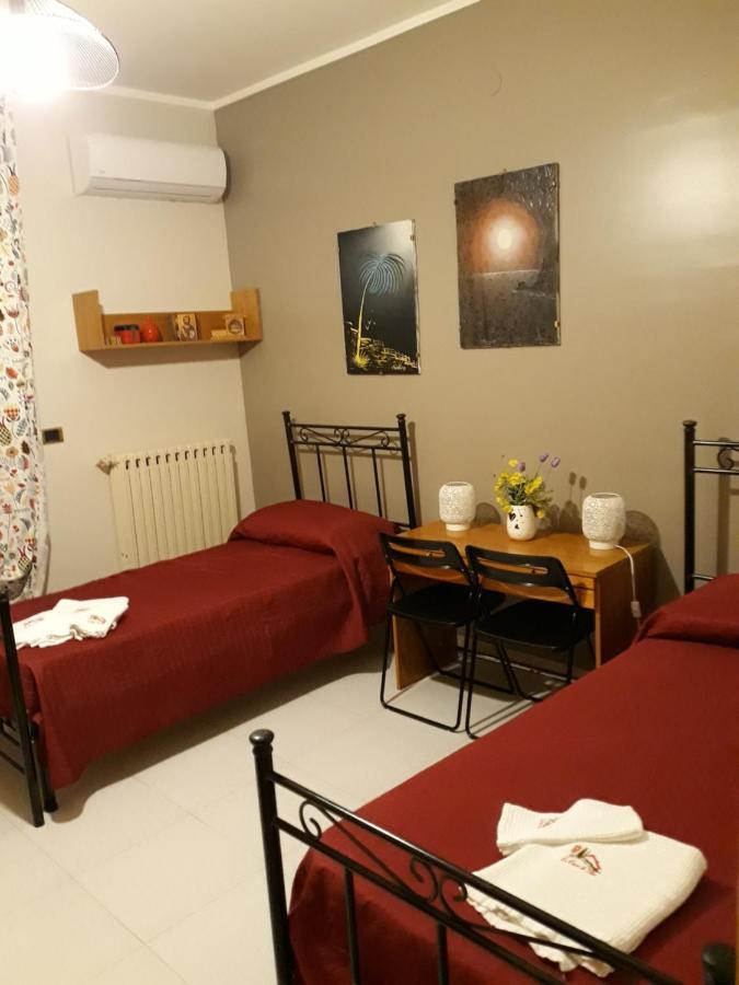 Bed and Breakfast La Casa Di Bia Корлеоне Экстерьер фото